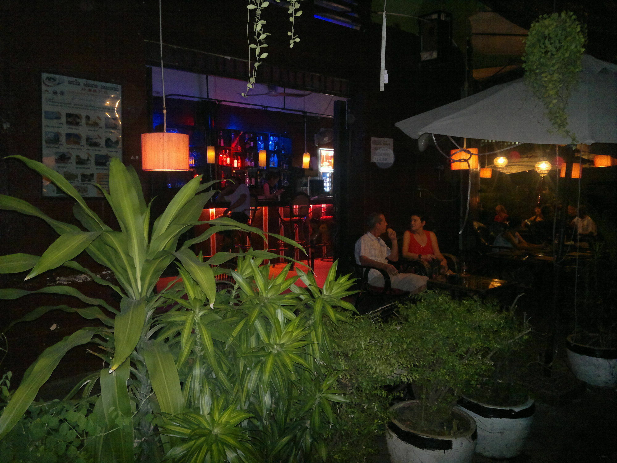 White River II Hostel Phnom Penh Exterior foto